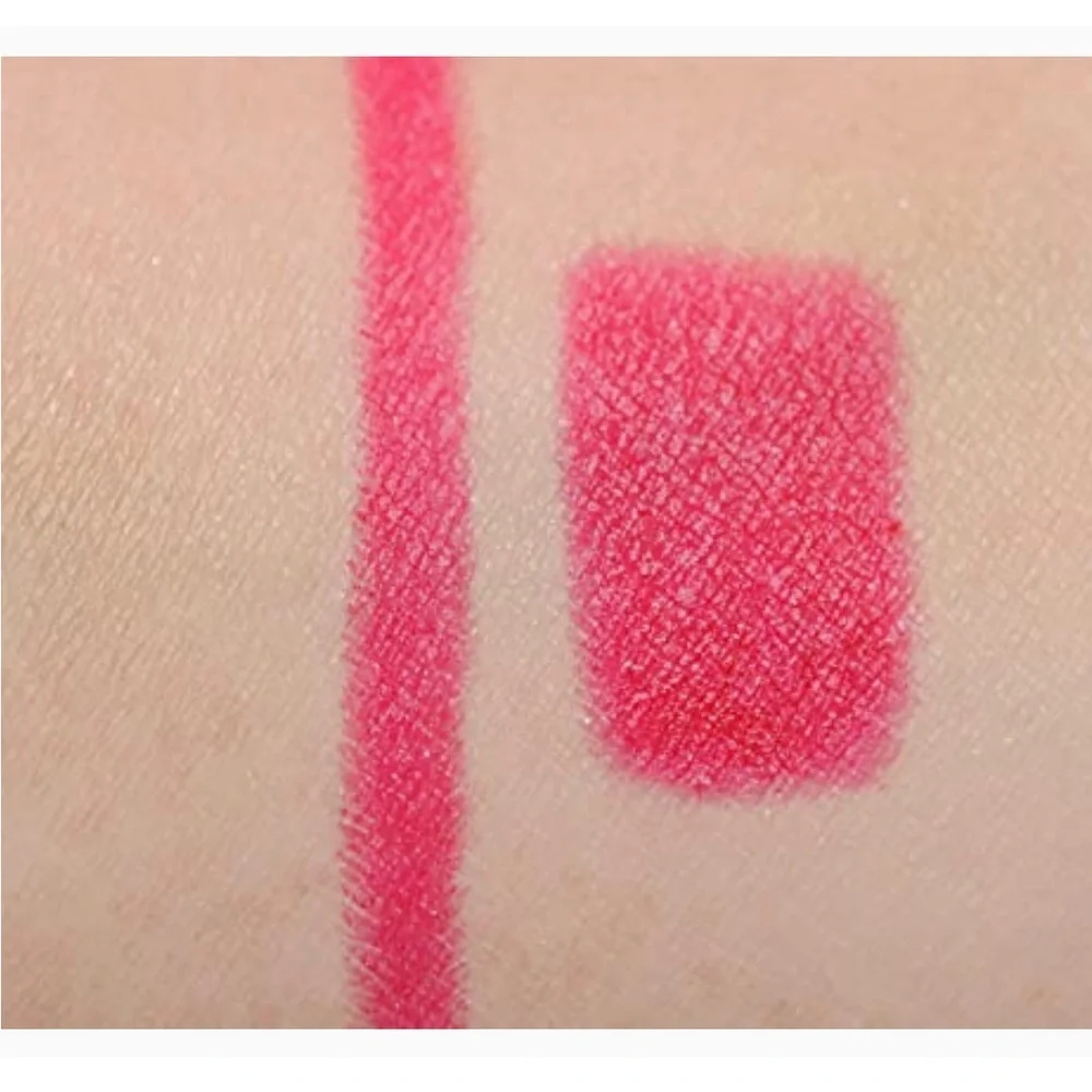 MAC Velvetease Lip Pencil ANYTHING GOES Full Size Brand New Shade Red